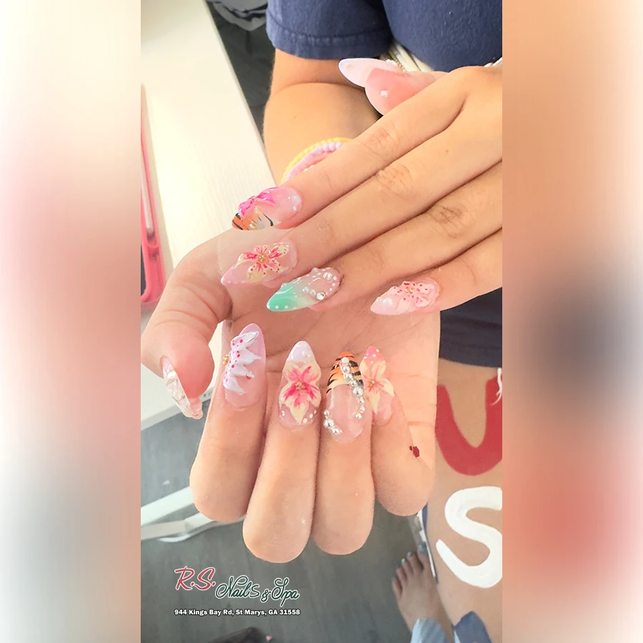 Nails Design_July 24